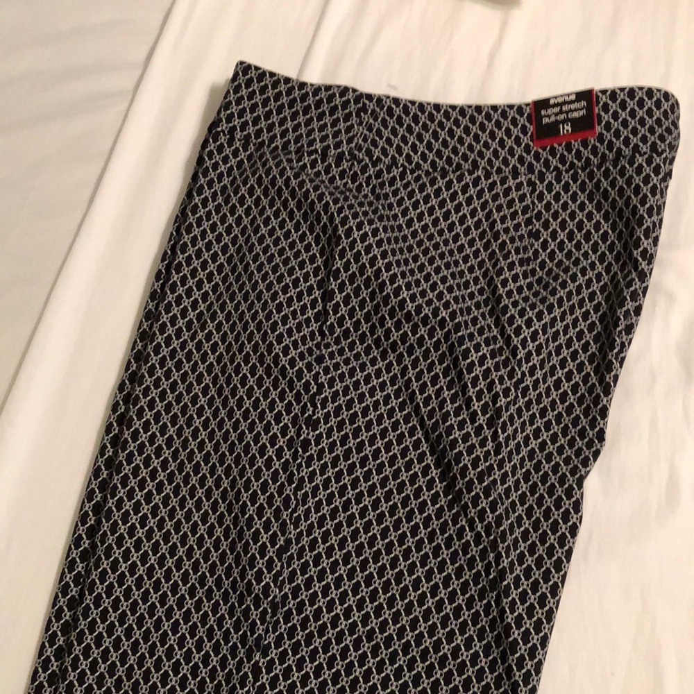 Super stretch pull on Capri